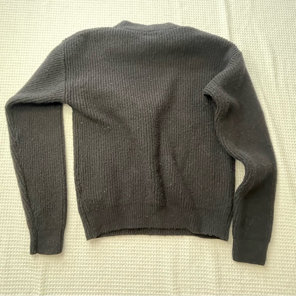 Fuzzy Embroidered Pullover Sweater Size Small Who What Wear Brand A7 - Picture 3 of 8